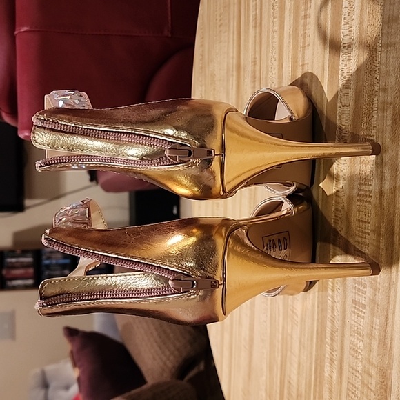 Shoe Republic LA Rose Gold High Heels (New without Tags) - Picture 3 of 9